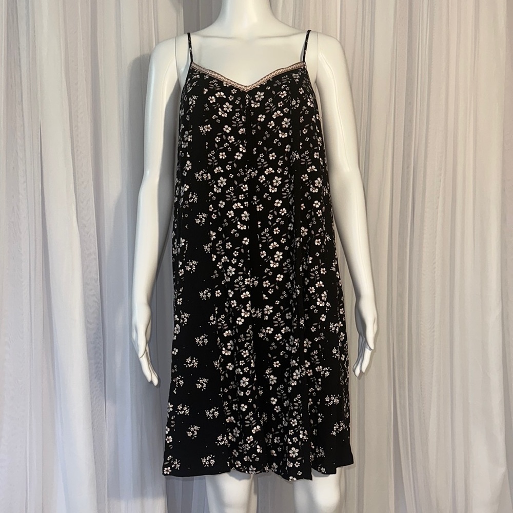 NWOT Strappy Back Floral Mixed Print Dress